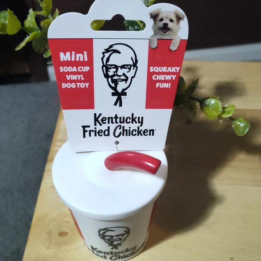 Mini Soda Cup Vinyl Dog Toy - White & Red With Sound